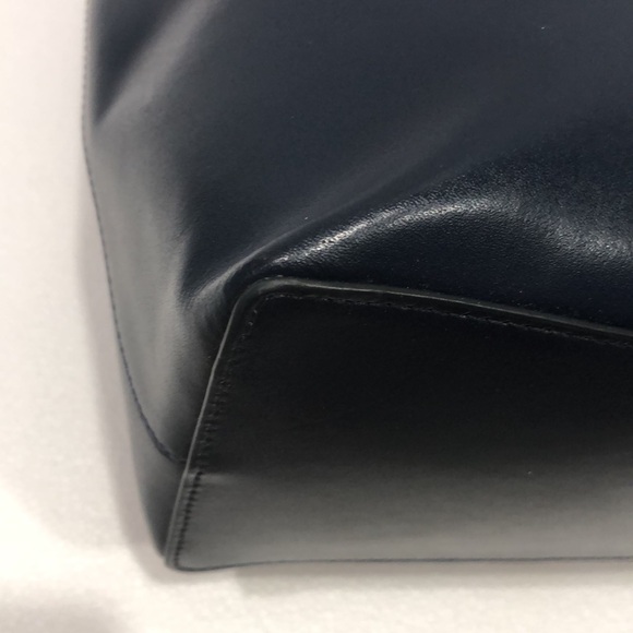 Kate Spade Navy Blue Leather Tote EUC - Picture 8 of 13
